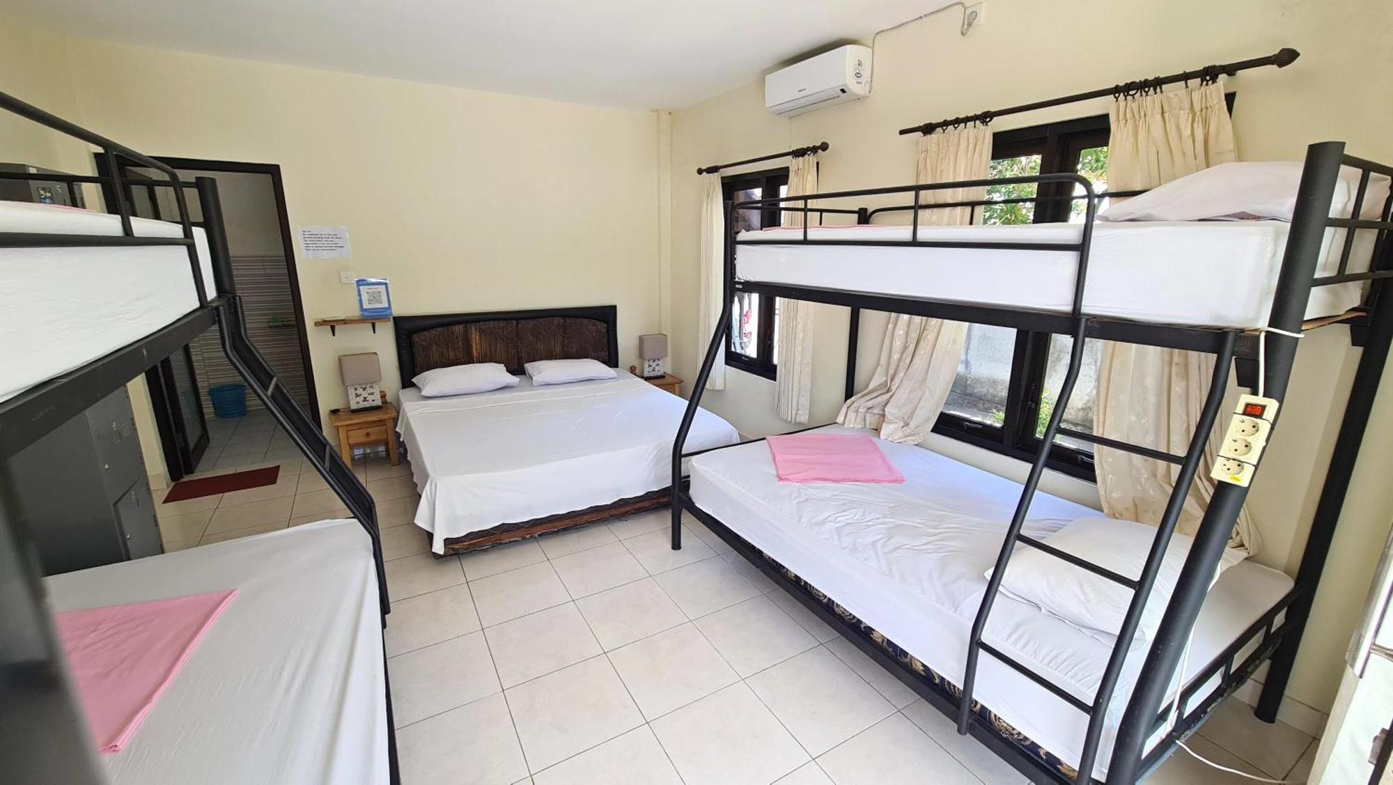 Bali Fab Dive Center Hostel Amed Екстериор снимка