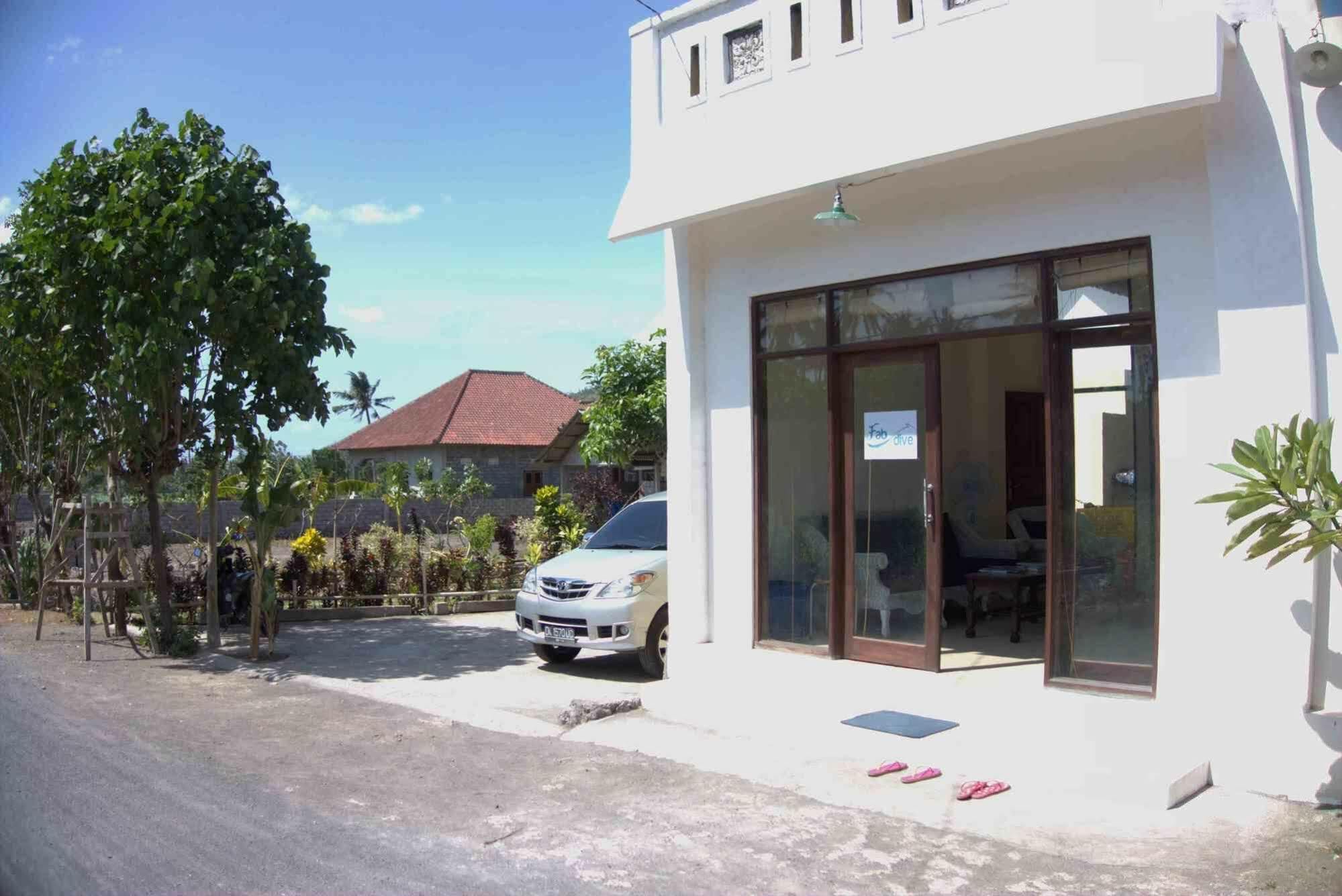Bali Fab Dive Center Hostel Amed Екстериор снимка