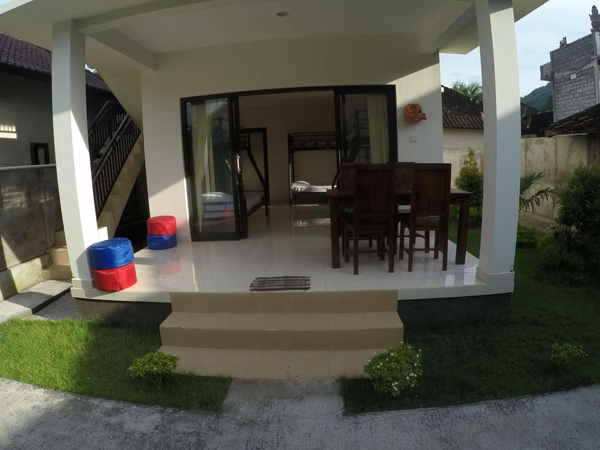 Bali Fab Dive Center Hostel Amed Екстериор снимка