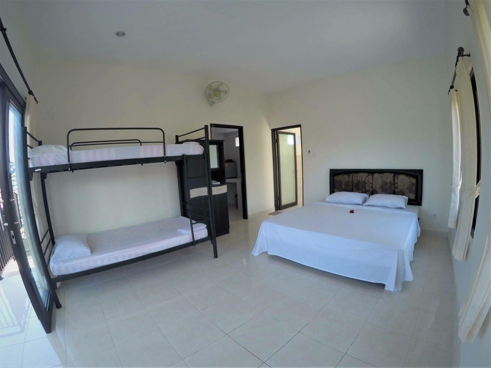 Bali Fab Dive Center Hostel Amed Екстериор снимка