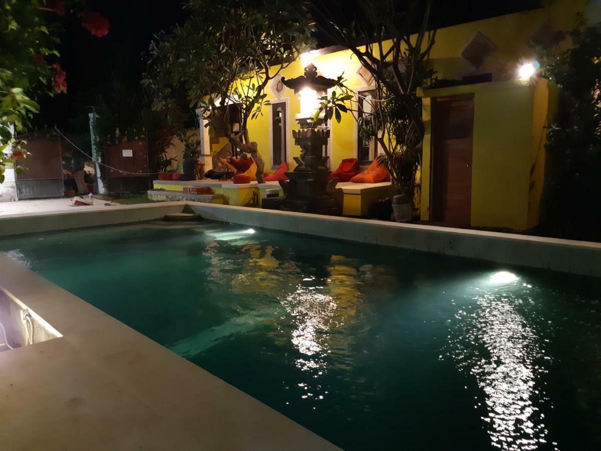 Bali Fab Dive Center Hostel Amed Екстериор снимка